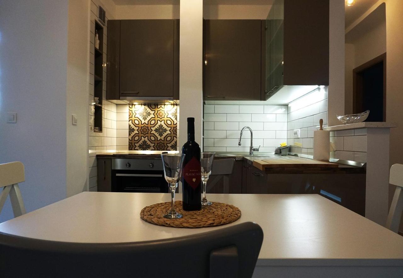 Deluxe Apartment Joia With Balcony On The Beach Bacvice, Free Parking, Old Town, Near Ferry Port Split Luaran gambar